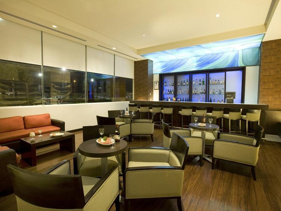 Fiesta Inn Tepic Exterior foto